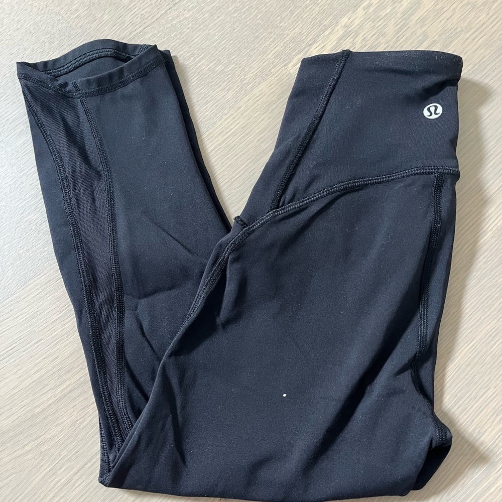Lululemon size 2 cropped legging